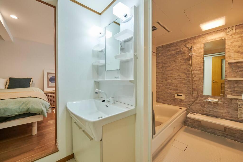 Appartamento 上落合ハウス Kamiochiai House Tokyo Esterno foto