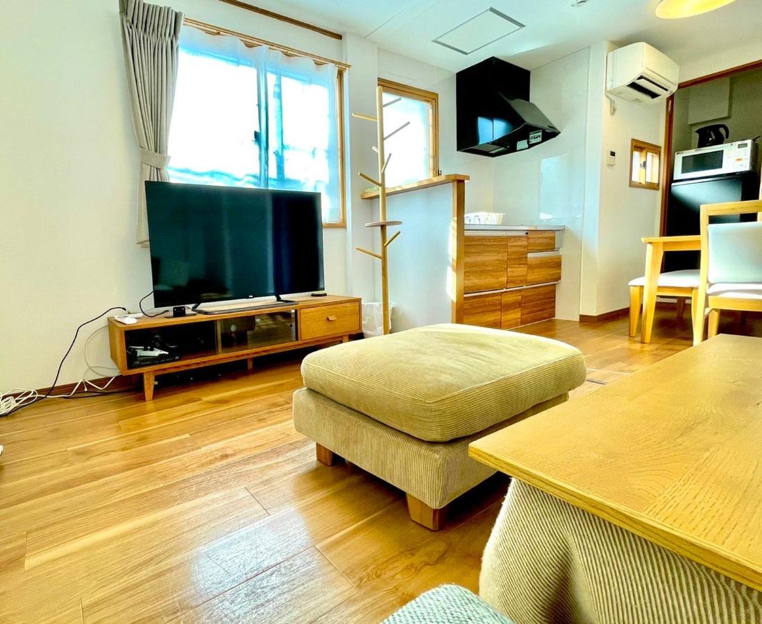Appartamento 上落合ハウス Kamiochiai House Tokyo Esterno foto